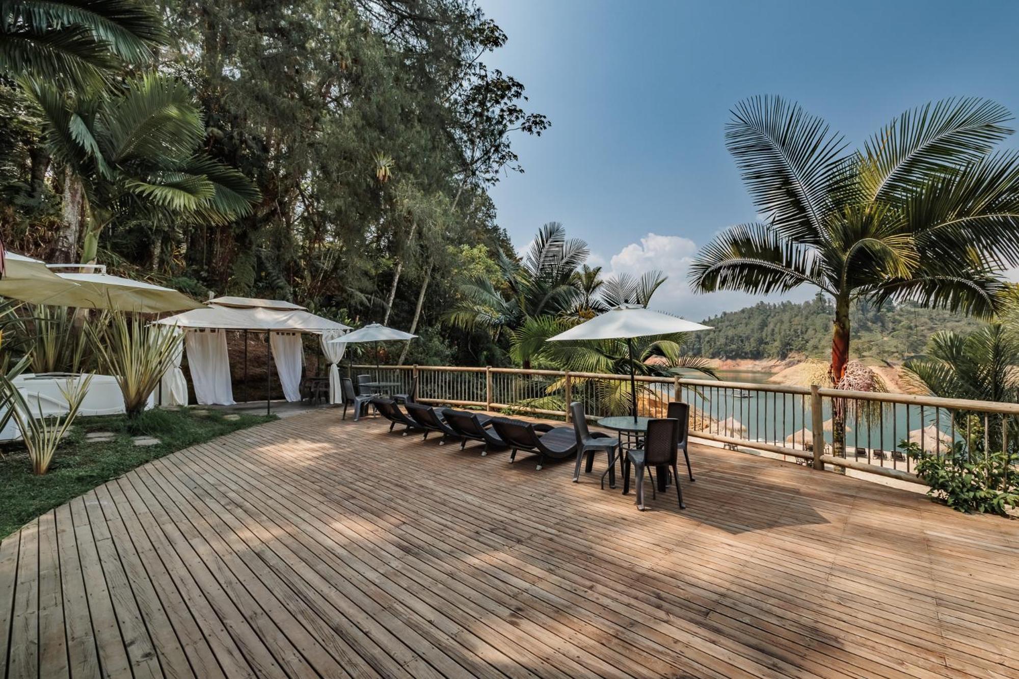 Hotel Pietrasanta Guatape Bagian luar foto