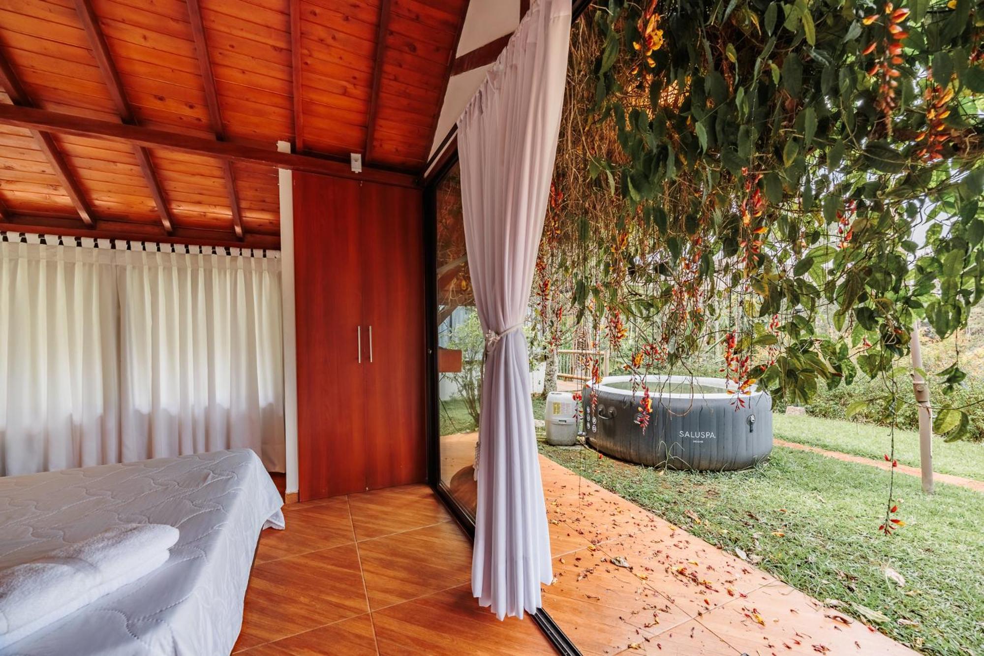 Hotel Pietrasanta Guatape Bagian luar foto